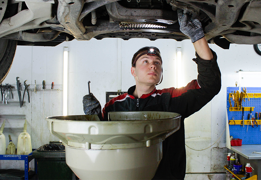 Автосервис и запчасти Порше в Москве